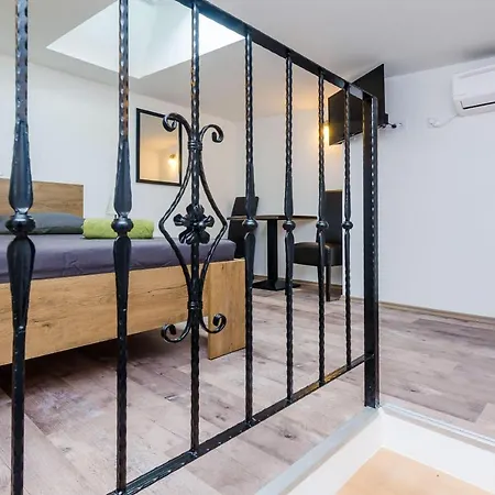 Baza - Duplex Double No.7 Apartmán *